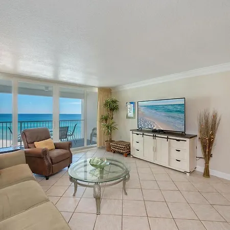 2084- Shoreline Tower Beach Front Condo - Free Beach Setup